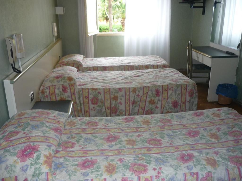 Hotel Europa Arma di Taggia Rom bilde