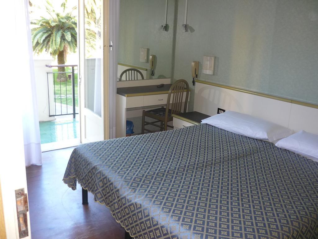 Hotel Europa Arma di Taggia Rom bilde