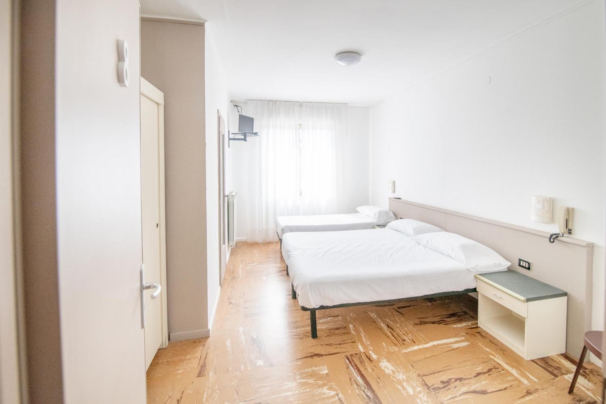 Hotel Europa Arma di Taggia Eksteriør bilde